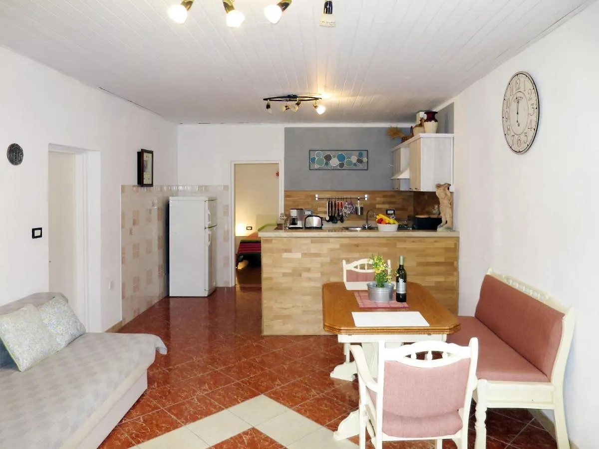 Apartment Viliam - Roj530 By Interhome