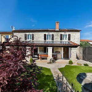  Ferienhaus Ana